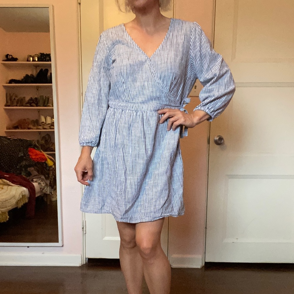 Old navy striped searsucker wrap dress midi mini